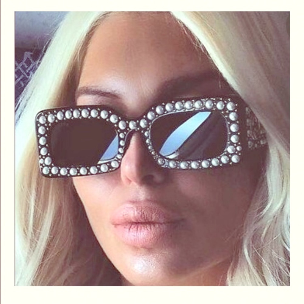 Full Pearl Square Sunglasses